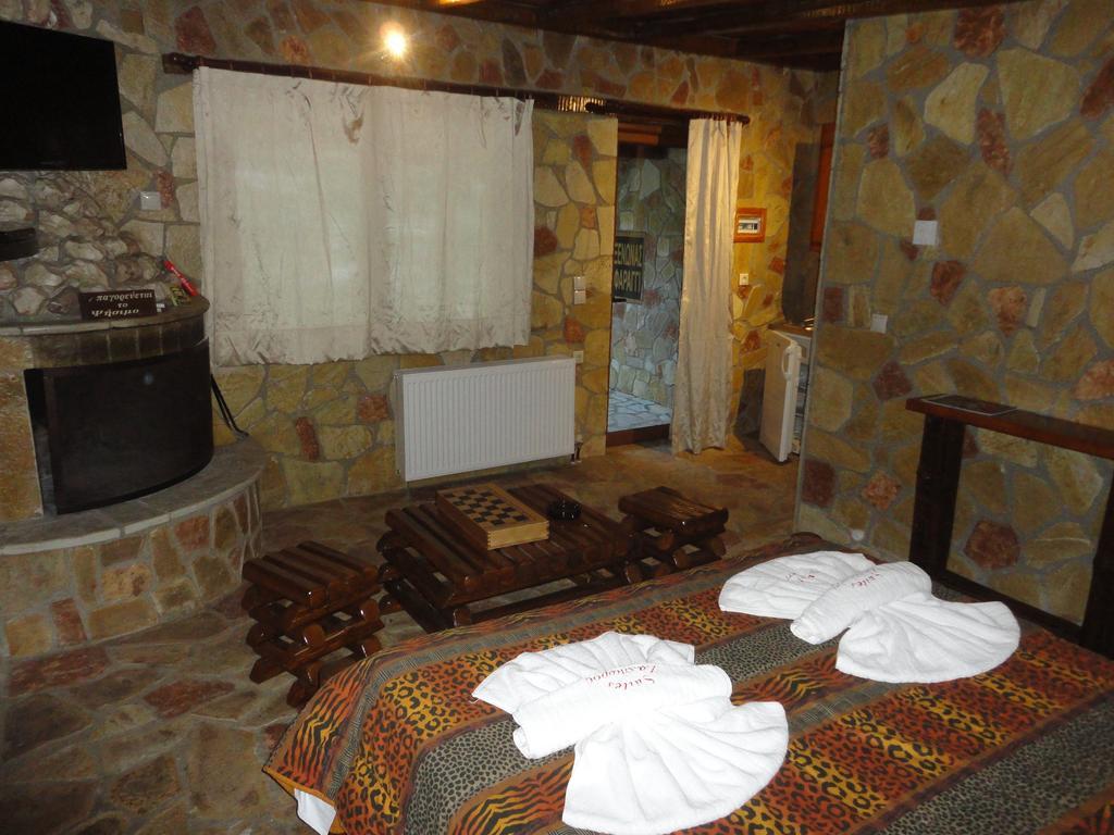 Faraggi Guesthouse Kalavryta Room photo