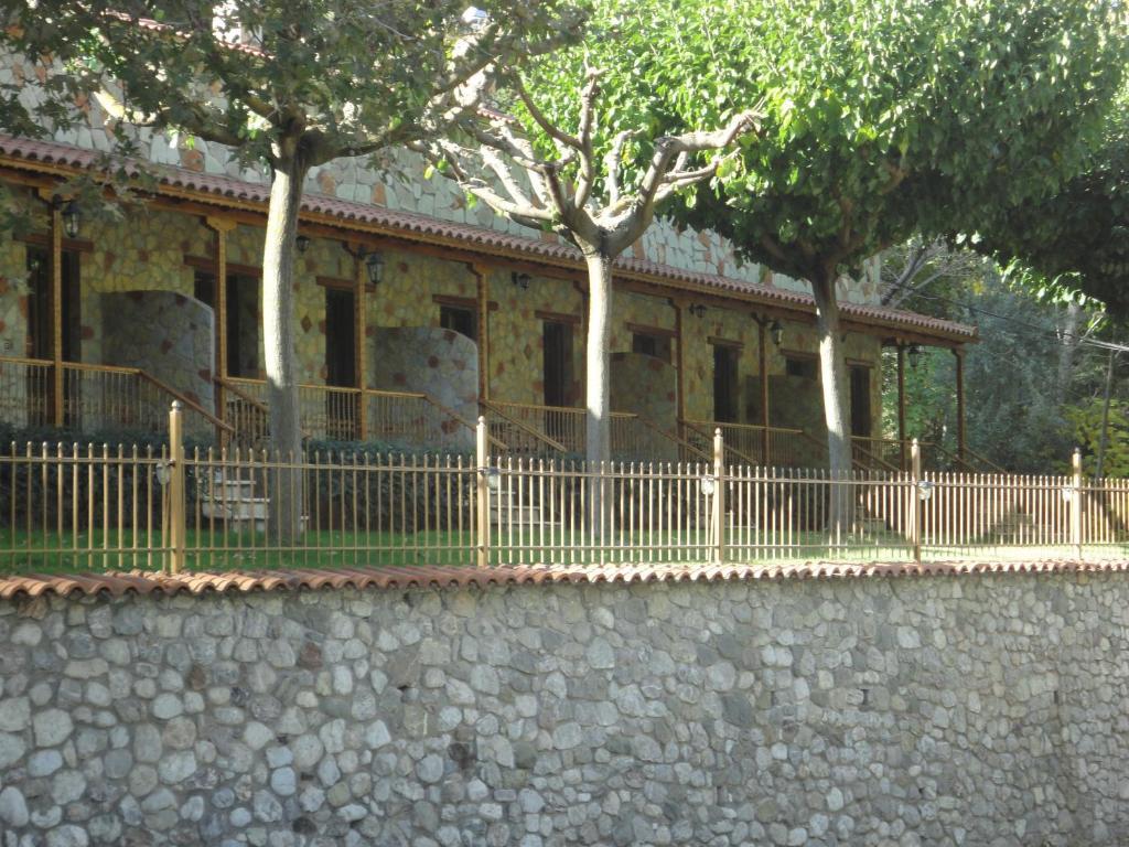 Faraggi Guesthouse Kalavryta Room photo